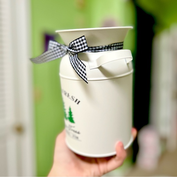 Farmhouse Cottagecore Chic Farm Fresh Christmas Festive Kitchen Decor - Picture 2 of 7